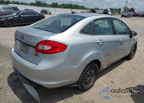 2013 Ford Fiesta S z USA, uszkodzony, nr VIN 3FADP4AJ2DM107166